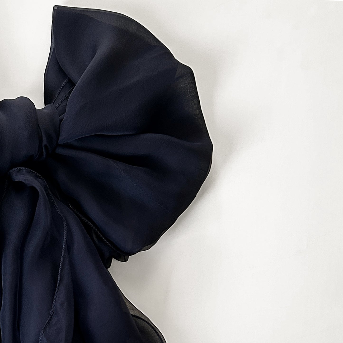 The à la Leen Double-Layered Silk Scarf- Dark Navy
