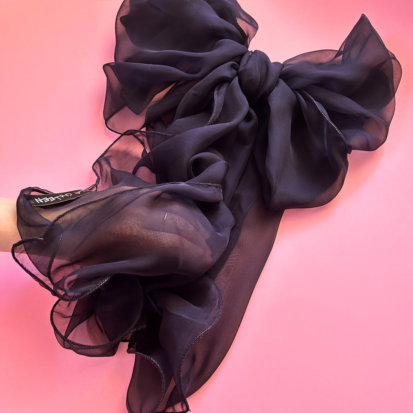 The à la Leen Single-Layered Silk Scarf- Dark Navy
