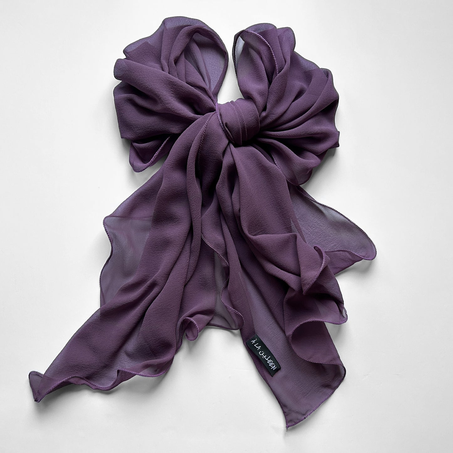 The à la Leen Single-Layered Silk Scarf- Purple