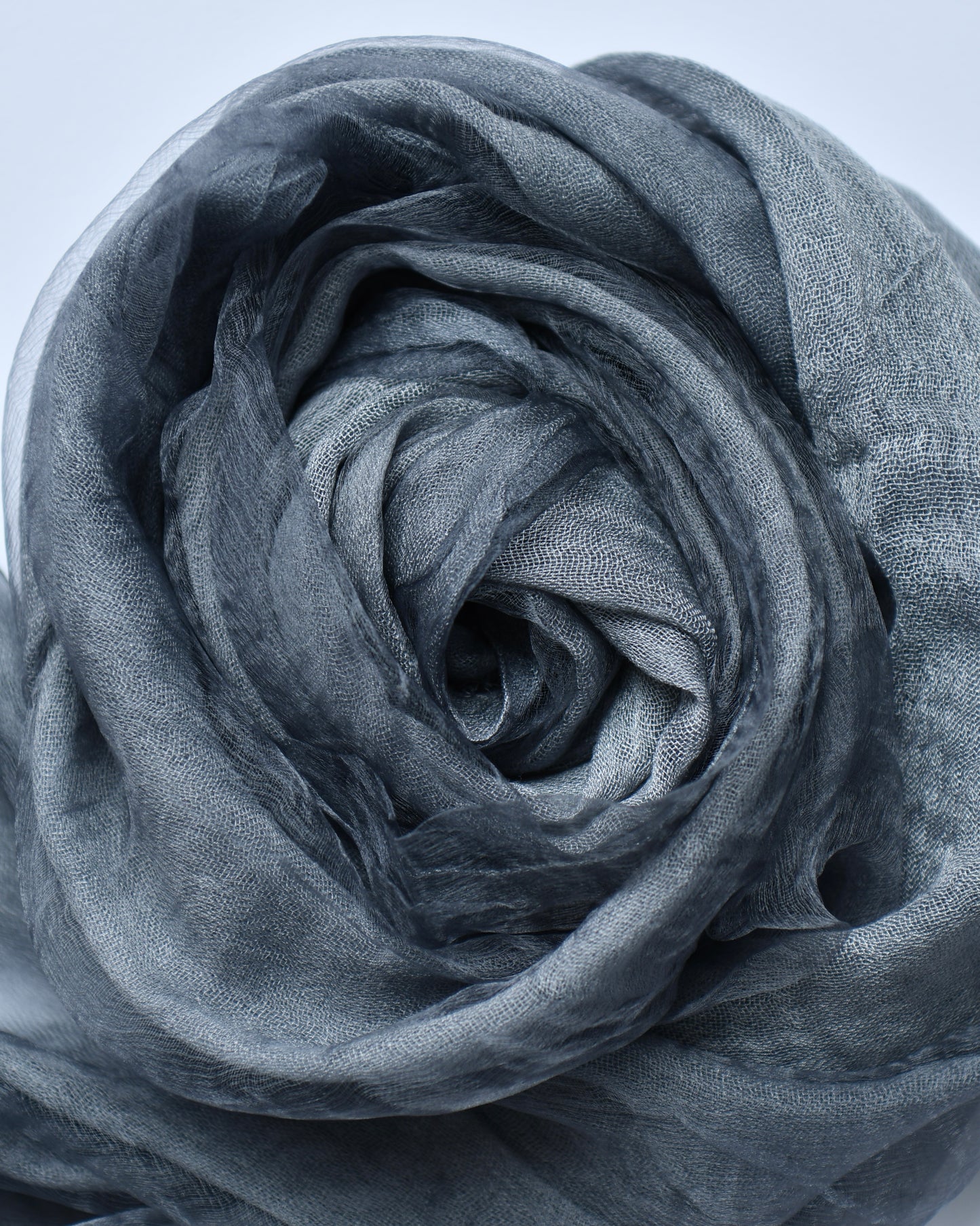 The OrganzaXCotton Double-Layered Scarf in Blue Grey