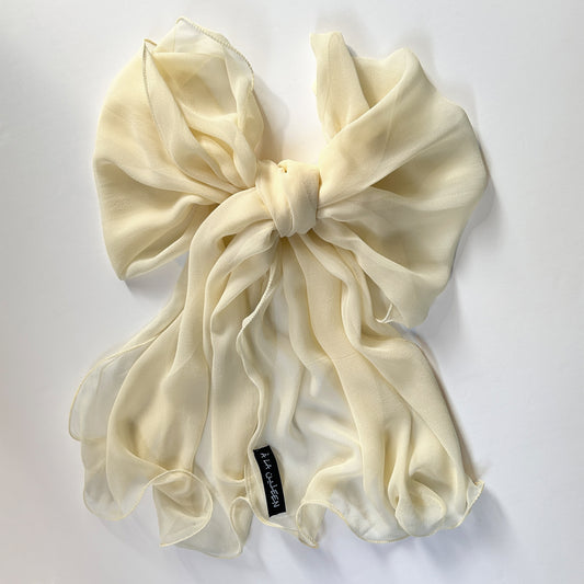 The à la Leen Single-Layered Silk Scarf- Warm Butter Yellow