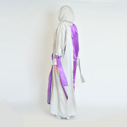 The Two-Toned Wavy Abaya in Purple and Silver