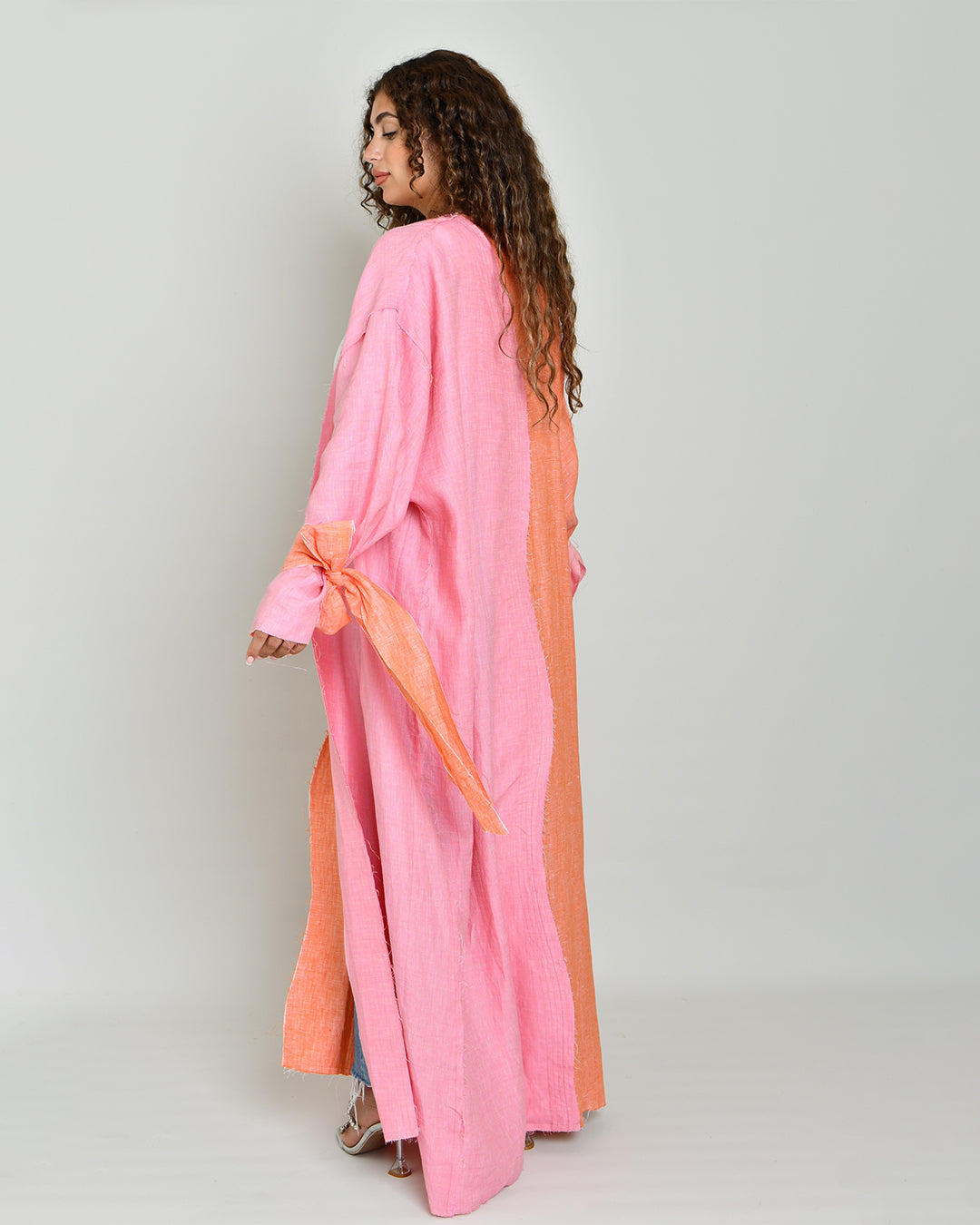 the two-toned wavy abaya- limited edition