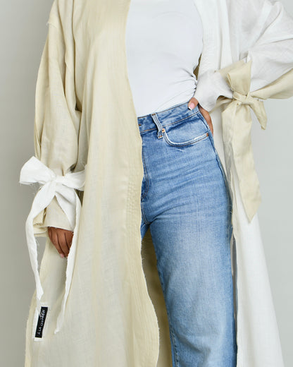 The Two-Toned Wavy Abaya in beige and white