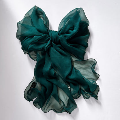 The Single-Layered Crinkled Silk Scarf – Forest Green