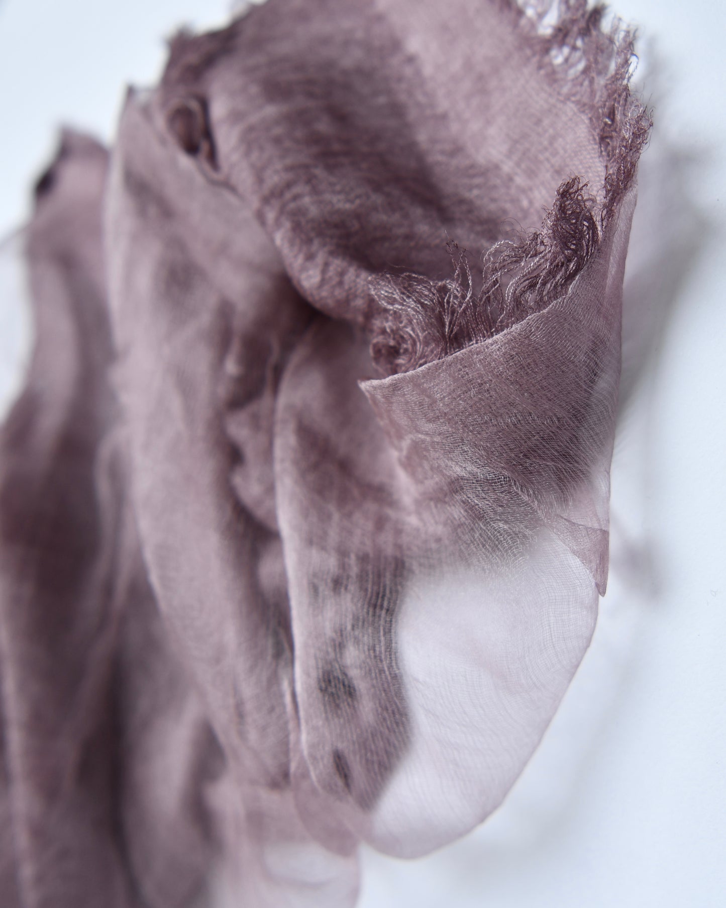 organzaXcotton double-layered scarf in muted lavender