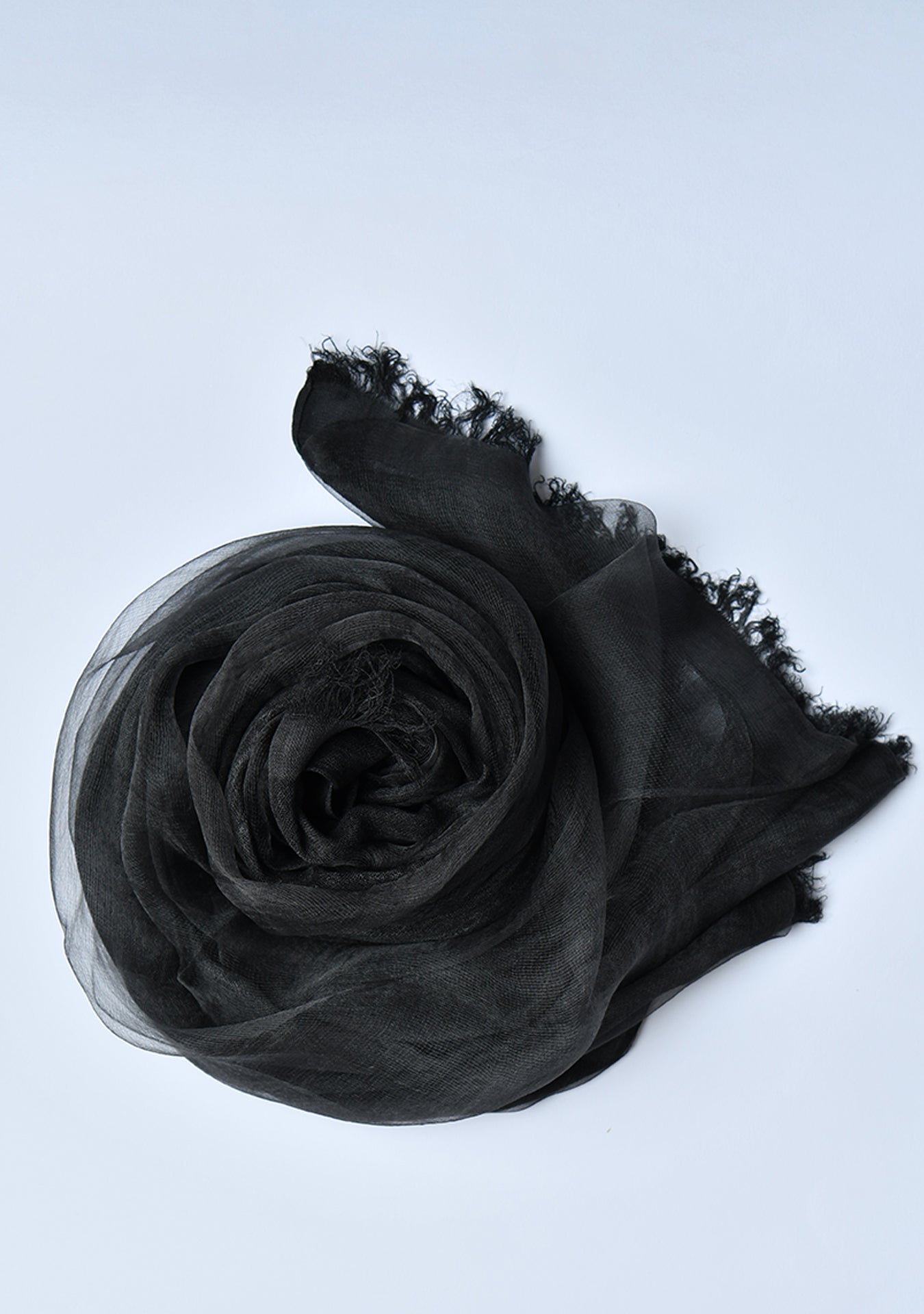 organzaXcotton double-layered scarf in urban blackout