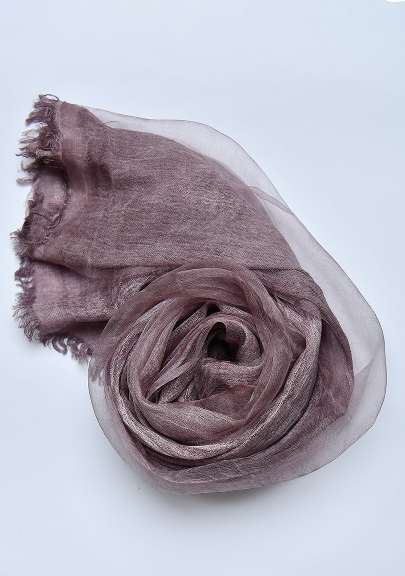 organzaXcotton double-layered scarf in muted lavender